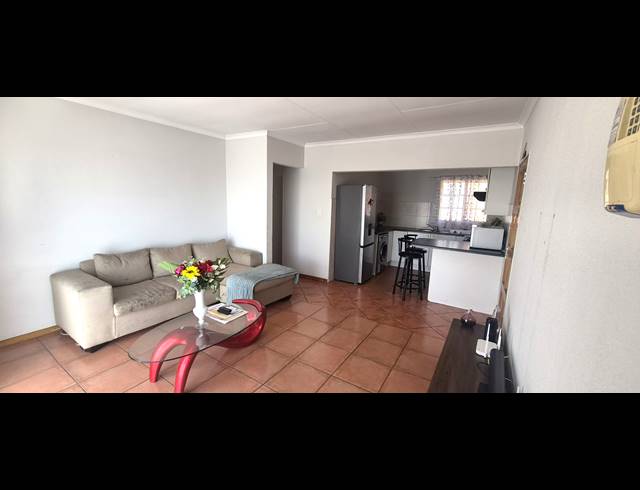2 BEDROOM APARTMENT FOR SALE IN NORTHGATE